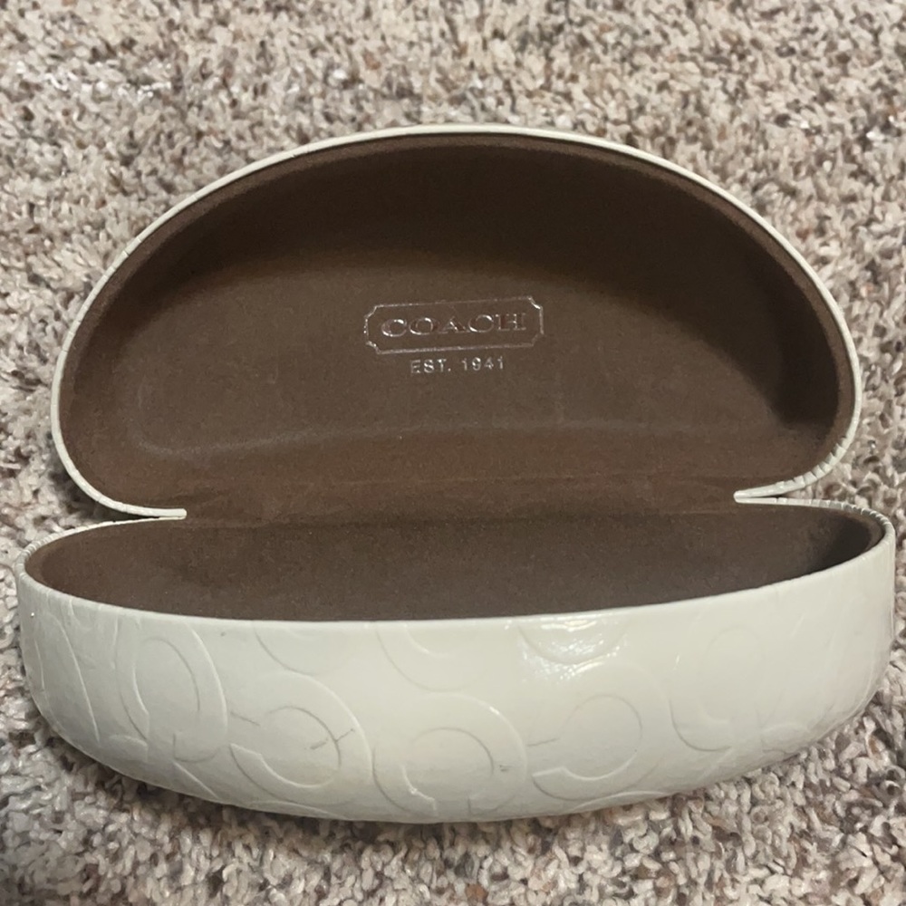 White Coach Sunglasses Case - Picture 2 of 2